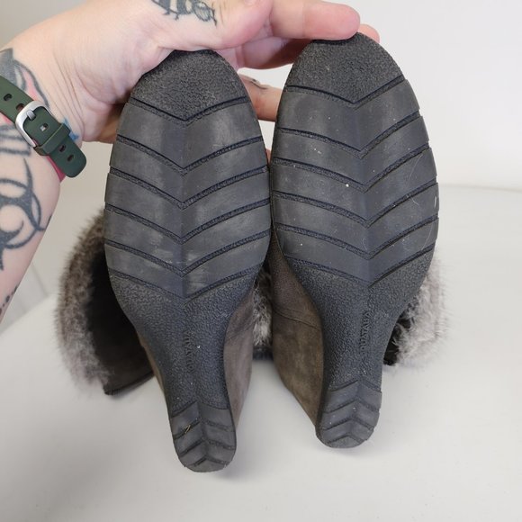 Aquatalia Womens 8 Genuine Fur Taupe Suede Fold Over Wedge Heel Back Zip Boots - Picture 13 of 15